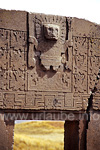 The creator god Wiracocha in the middle of the sun gate, the Wiracocha-servants are well recognizable