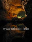 A huge grotto in the Cueva de los Verdes